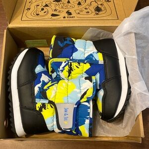 JAN & JUL Water-Resistant Snow Boots Toasty Dry Tall Puffy Size 9